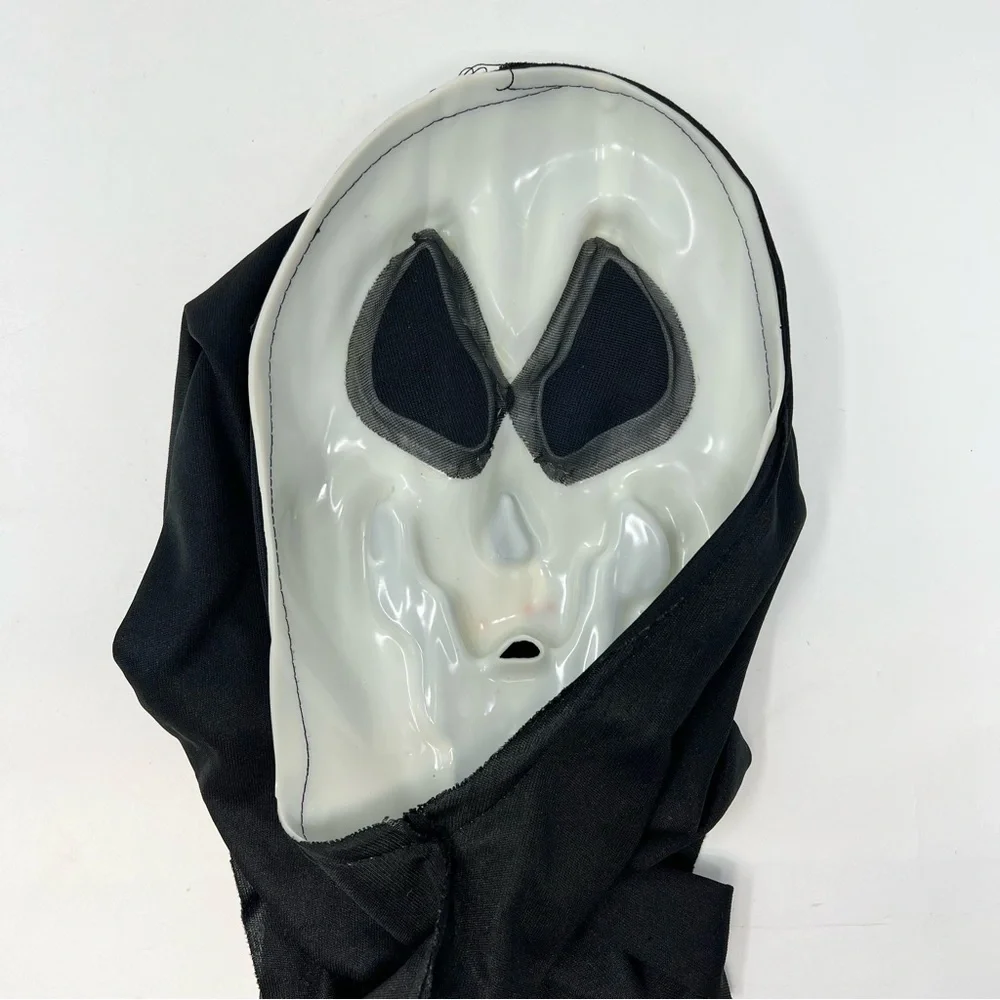 Easter Unlimited Ghostface Mask 9206 Squiggly Mouth Fun World Costume Scream